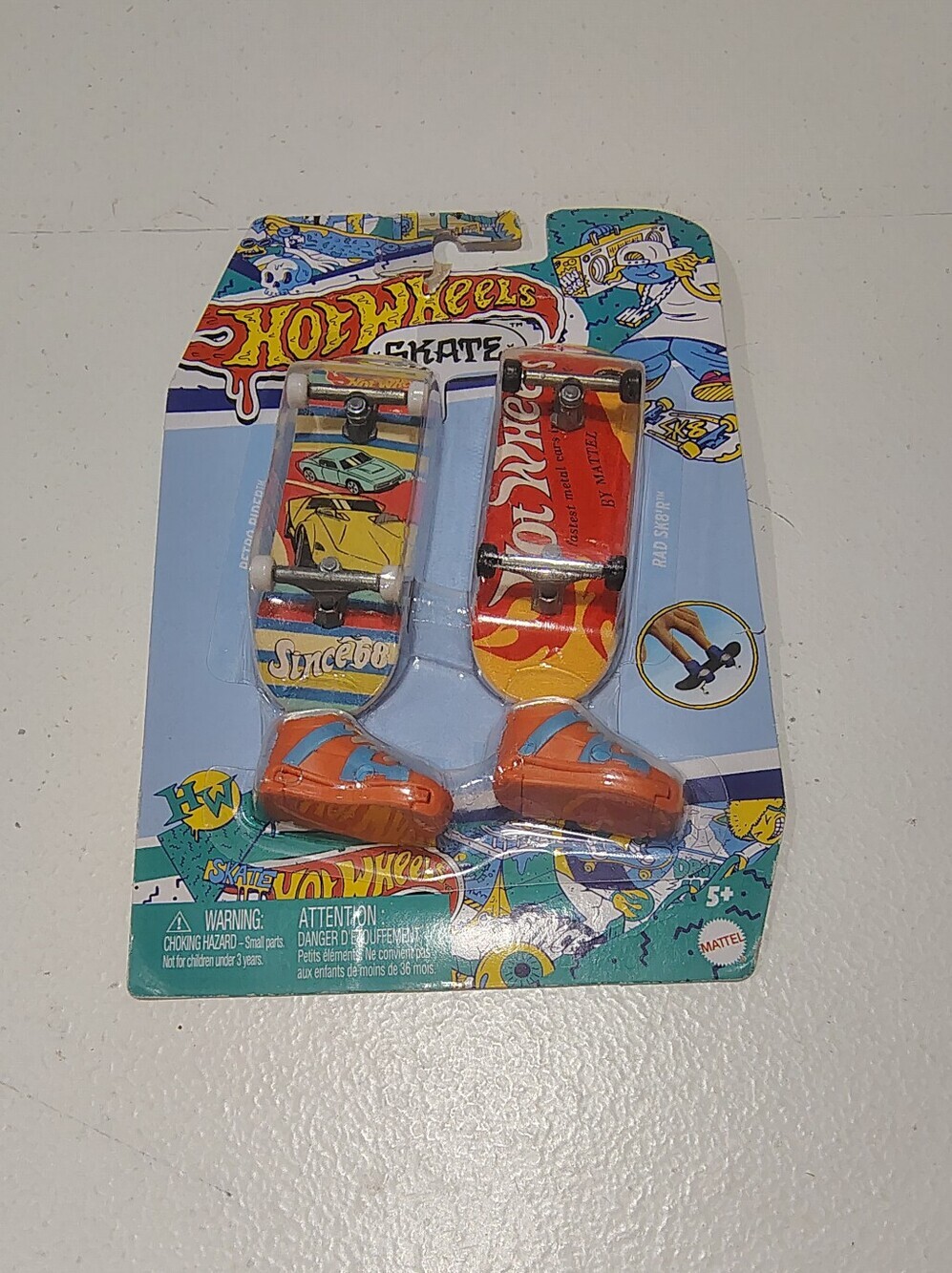 New 2024 Hot Wheels Skate Retro Rider & Rad Sk8'R Skateboard